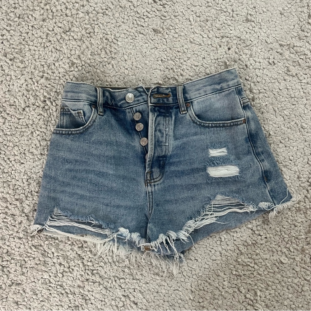 PacSun Light Indigo Ripped High Waisted Denim Festival Shorts size 25